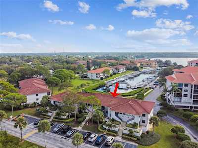 1805 Mariner Dr #51 Tarpon Springs, FL 34689