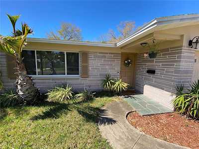 1878 Princeton Dr Clearwater, FL 33765