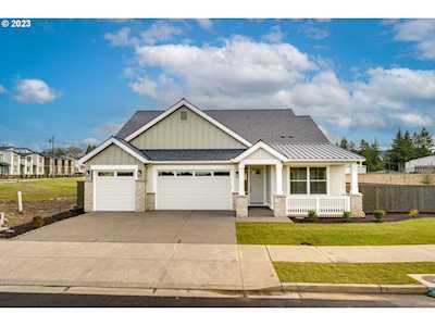 5962 SE 79th AVE Hillsboro, OR 97123
