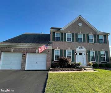 54 Canidae St Burlington, NJ 08016