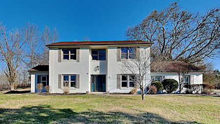 105 Chasepointe Dr Hendersonville, TN 37075