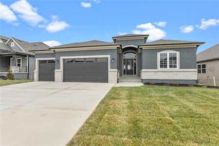 2357 SW Old Port Rd Lee's Summit, MO 64082