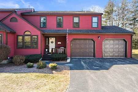 12 Hawthorne Vlg #D Franklin, MA 02038