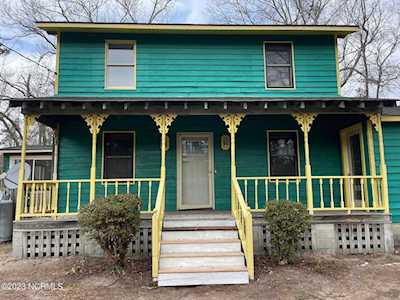 1205 Shelter Creek Drive Burgaw, NC 28425