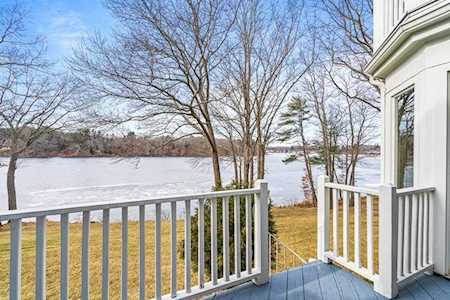 8 Hawkswood #8 Amesbury, MA 01913