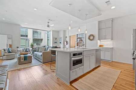 1600 Barton Springs RD #4502 Austin, TX 78704