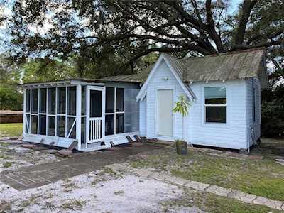 1354 State Road 60 W Lake Wales, FL 33859