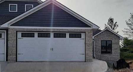 2745 Castaway Ct Green Bay, Village of Bellevue, WI 54311