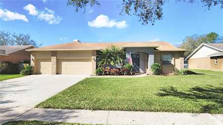 2708 Bent Leaf Dr Valrico, FL 33594