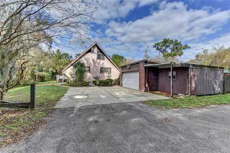 25923 Mcpherson Ln Astor, FL 32102