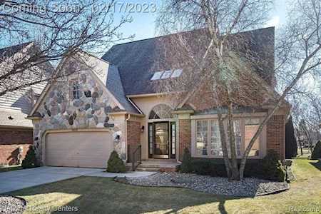 48041 Saint Andrews Square Plymouth Twp, MI 48170