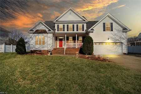 1114 Driver Pointe Ct Suffolk, VA 23435