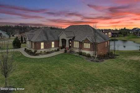 1324 Provident Creek Ct Fisherville, KY 40023