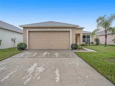 12712 Kings Lake Dr Gibsonton, FL 33534