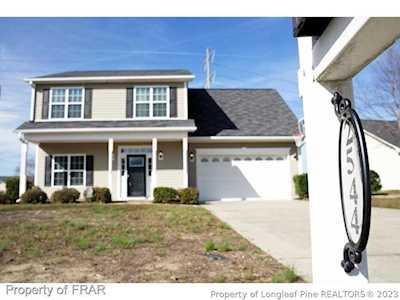 2544 Camp Lejeune Ct Hope Mills, NC 28348