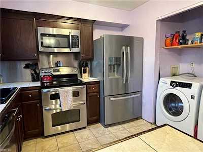 1347 S River Birch Run Chesapeake, VA 23320