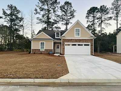 215 Autumn Breeze Lane Bolivia, NC 28422