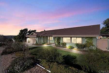 2208 Windmill View Road El Cajon, CA 92020
