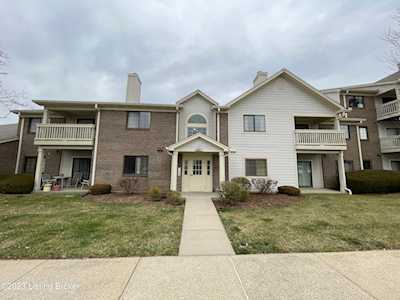 3901 Yardley Ct #102 Louisville, KY 40299