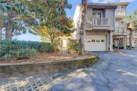 10 Newport Dr Hilton Head Island, SC 29928