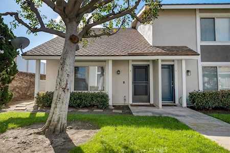 16922 Limelight Circle #D Huntington Beach, CA 92647