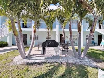 10 164th Ave #9 Redington Beach, FL 33708