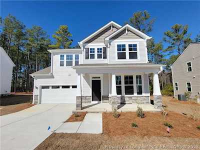 195 Timber Skip Dr Spring Lake, NC 28390