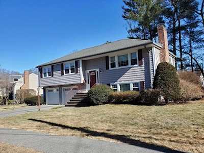 89 Tudor Road Needham, MA 02492