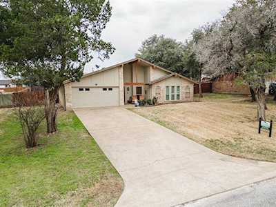 905 Woodview Drive Granbury, TX 76048