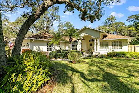963 Ridgewood TERRACE Tarpon Springs, FL 34689