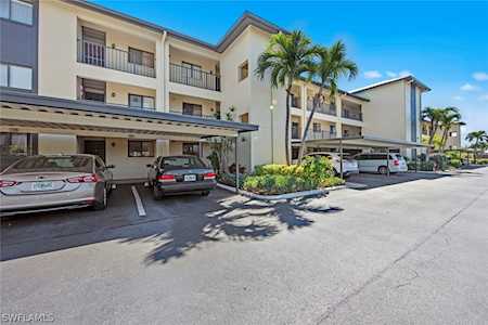 4719 17th Pl #102 Cape Coral, FL 33904