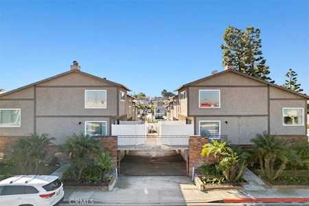 1140 Manhattan Beach Blvd #D Manhattan Beach, CA 90266