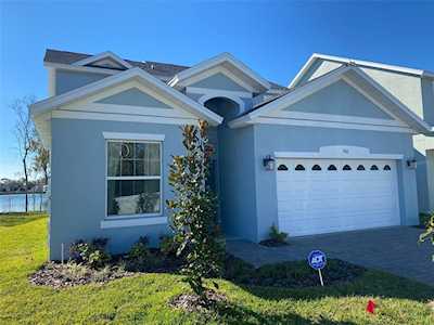 712 Reflection Lake Dr Orlando, FL 32807