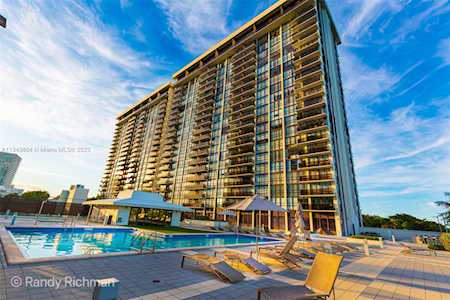 600 NE 36th St #302 Miami, FL 33137