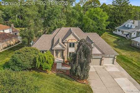 26114 Steele Rd Farmington Hills, MI 48331