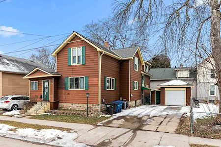 719 Mt Vernon St Oshkosh, City of Oshkosh, WI 54901