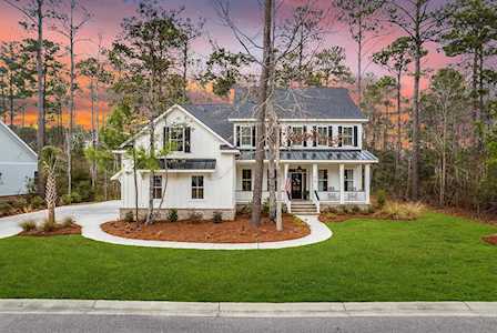 218 Woody Point Dr. Murrells Inlet, SC 29576