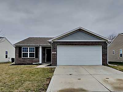 1766 Persimmon Grove Dr Indianapolis, IN 46234