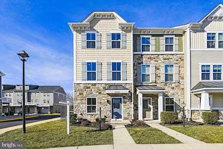 25025 Coats Square Aldie, VA 20105