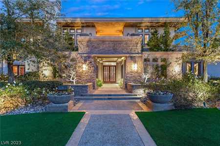 21 Morning Sky Ln Las Vegas, NV 89135