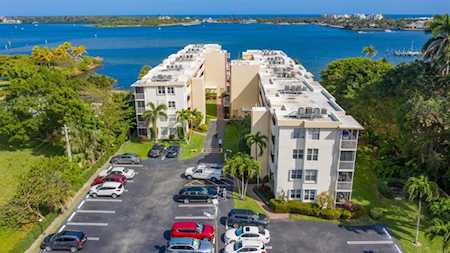 1810 New Palm Way #212 Boynton Beach, FL 33435