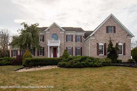 22 Grant Dr Cream Ridge, NJ 08514