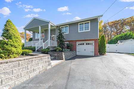 36 Willow Grove Way Manalapan, NJ 07726