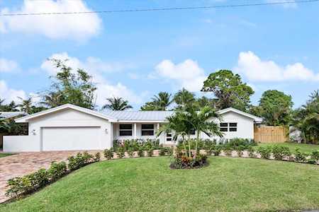 911 SW 27th Terrace Boynton Beach, FL 33435