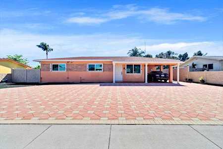 214 SW 3rd Avenue Boynton Beach, FL 33435