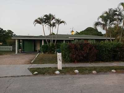 500 W 27th Street Riviera Beach, FL 33404