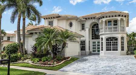 8047 Valhalla Drive Delray Beach, FL 33446