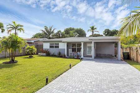 80 NW 46th Court Oakland Park, FL 33309