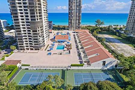 3972 N Ocean Drive #5 Singer Island, FL 33404