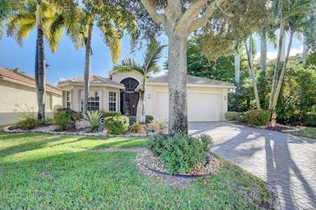 7840 Royal Lace Terrace Lake Worth, FL 33467